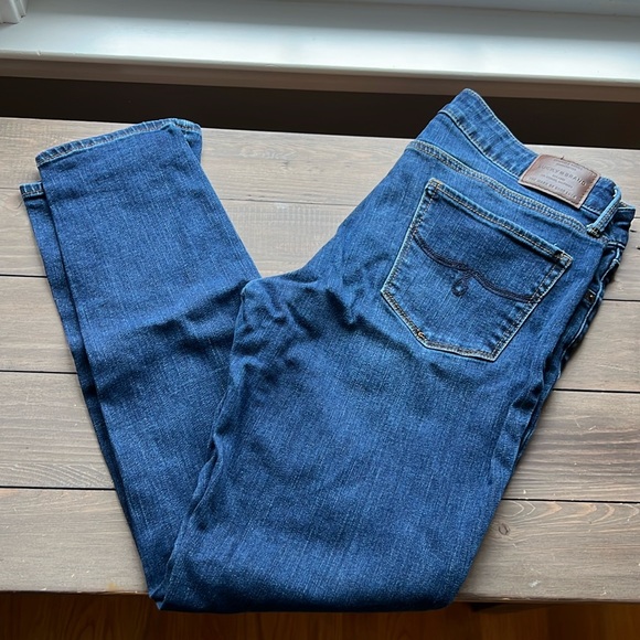Lucky Brand Denim - EUC Lucky Brand Lolita skinny jeans sz 10/30